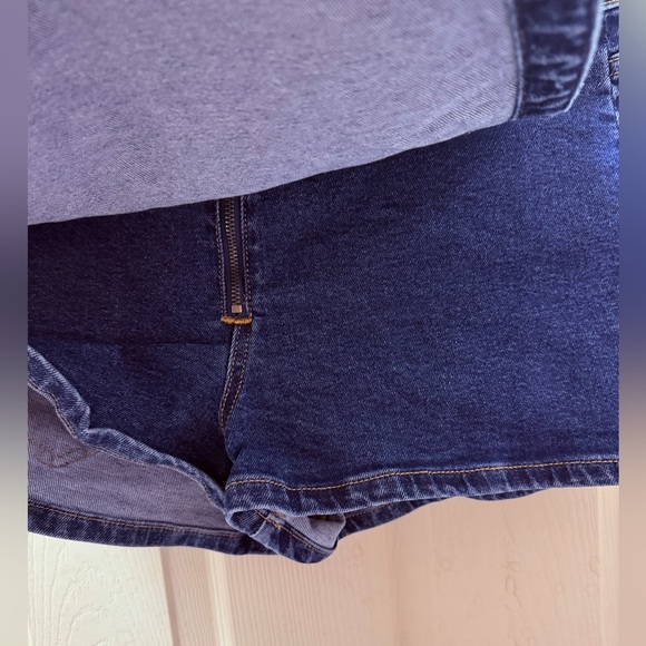 💙 Pull&Bear Denim Mini Skort - Picture 3 of 5